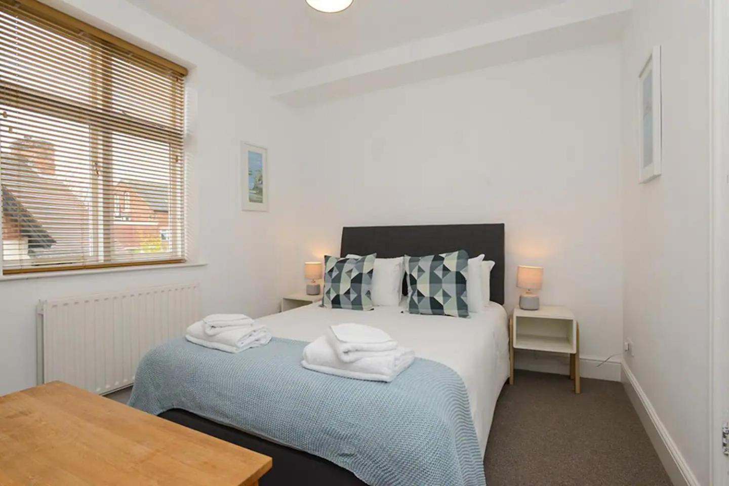 The Dagmar Grove Apartments Nottingham Dış mekan fotoğraf